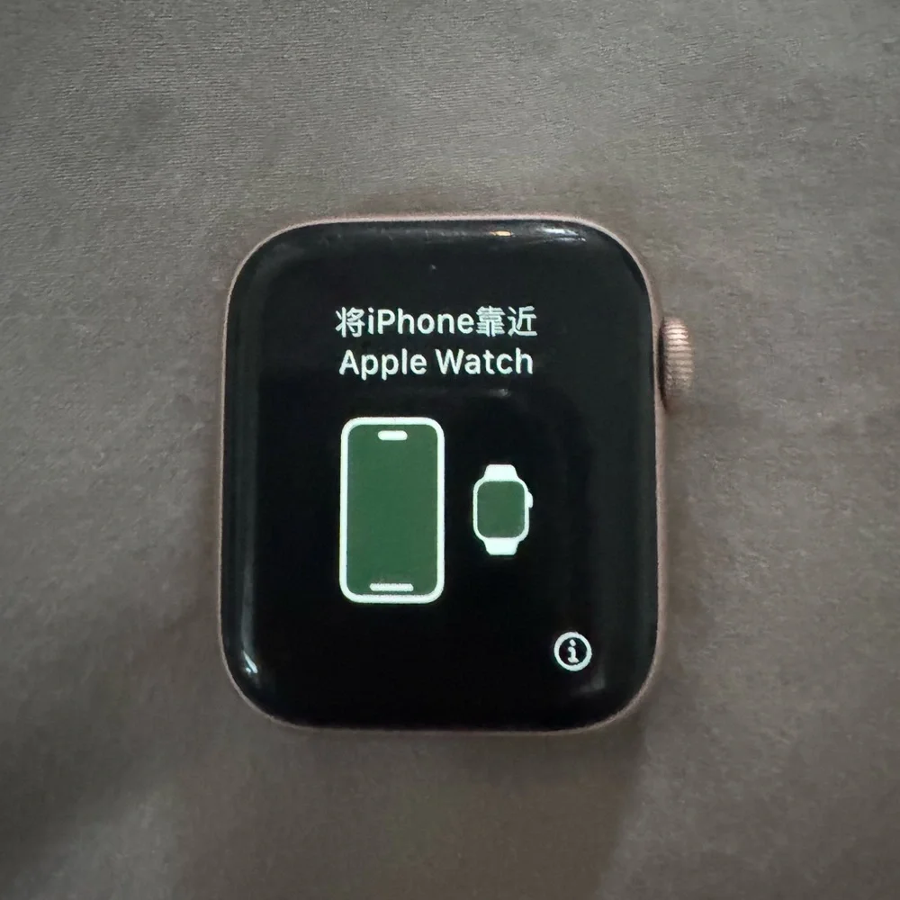 Apple Watch Series 5 GPS 44mm Black w/ Multiple Bands Charger Bundle EUC